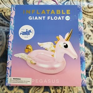 NWT Giant Float for Kids!